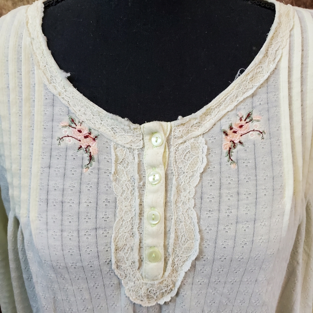 Vintage nightgown